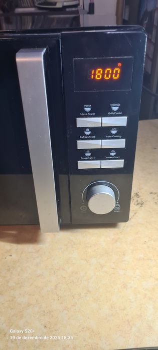 Microondas como novo