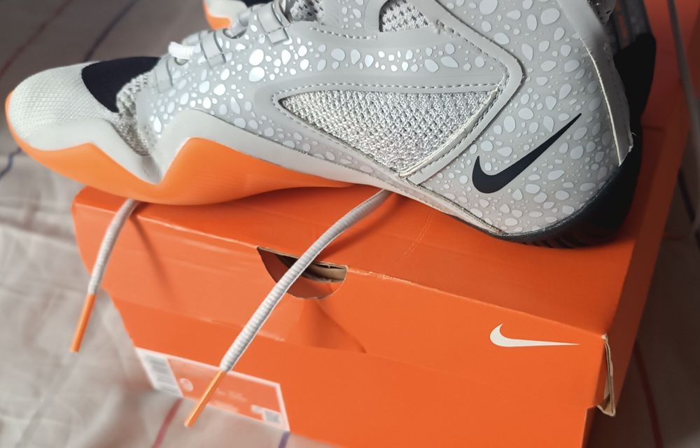 Обменяю  боксерки Nike Hyperko 2