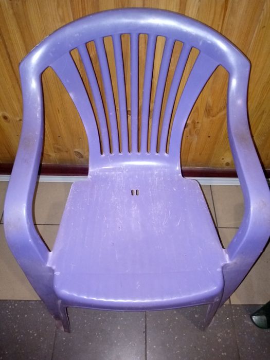 Продам Стулья пластиковы
