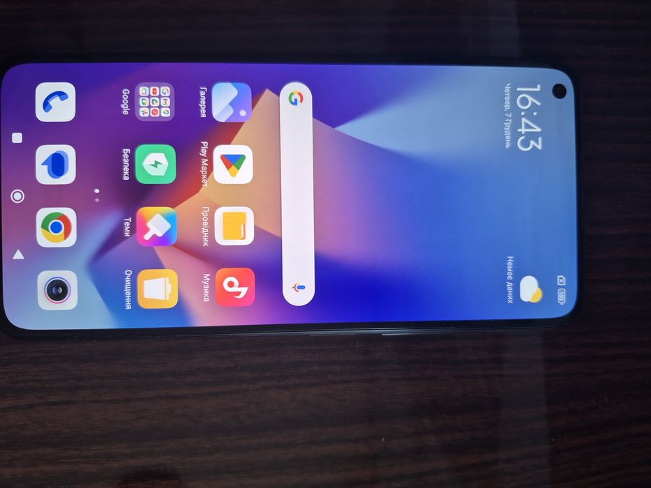 Продаю телефон!!