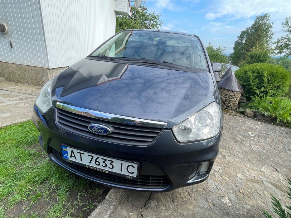Автомобіль Ford C-Max