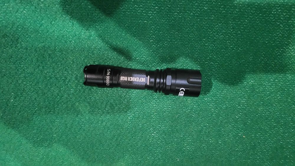 Latarka taktyczna MACTRONIC DEFENDER RGB 400lm