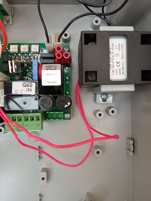 Placa/central Q60A Proteco batente_Assistência