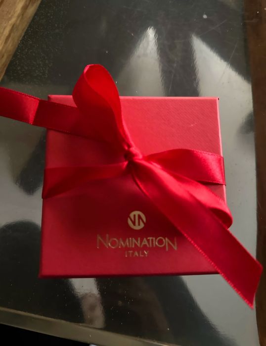 Pudełko Nomination - Prezent na Walentynki