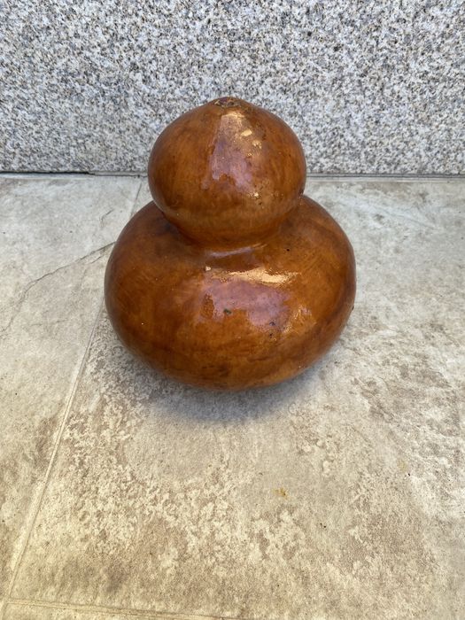 Cabaça decorativa envernizada