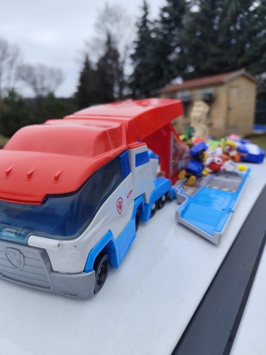 Samochód psi patrol