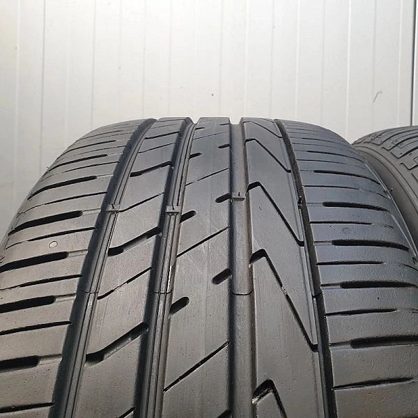 Opona letnia Hankook Ventus S1 evo2 SUV K117A 235/50R19/99 V rant ochr