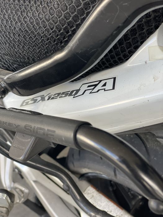 Suzuki gsx1250fa 2012
