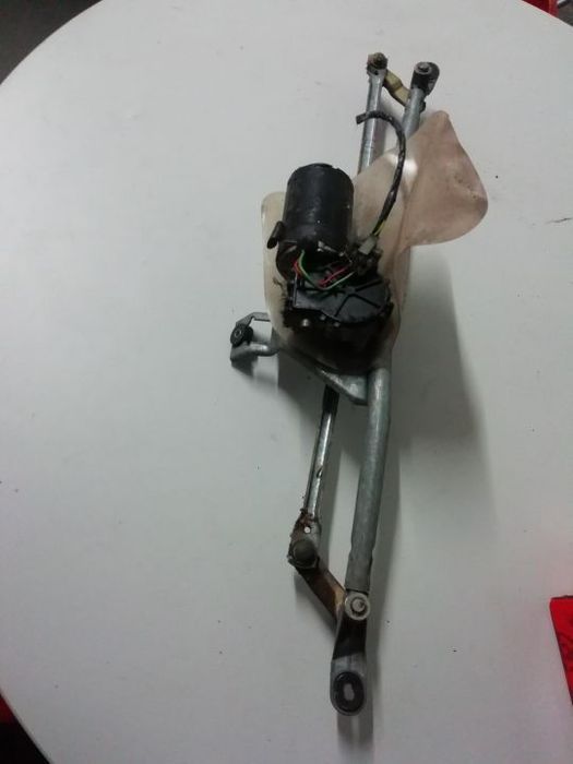 Limpa vidros frente - Seat Ibiza 6k2