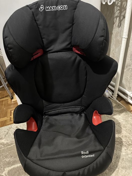 Дитяче автокрісло Maxi-Cosi Rodi AirProtect