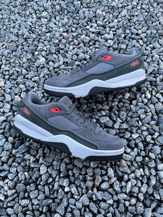 Оригінал Air Jordan Court