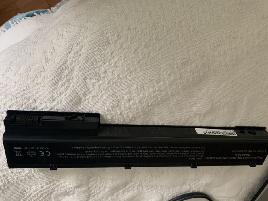 Batteries for LENOVO, HP, and TOSHIBA — New in Box and Caddy for Drives64584763544834121