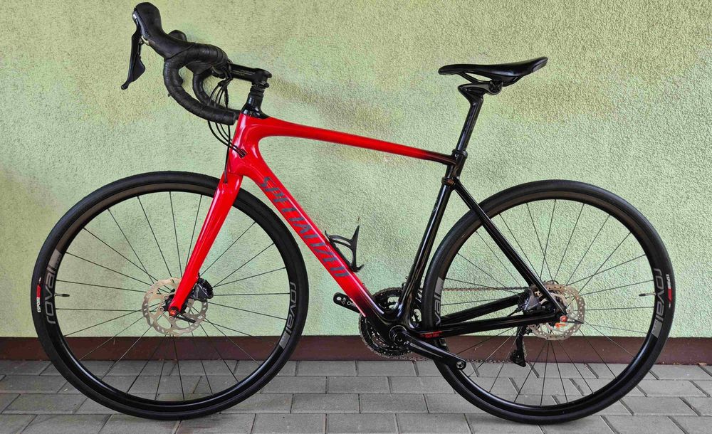 SPECIALIZED roubaix DISC ultegra 11s CARBON  r56 future shock road+