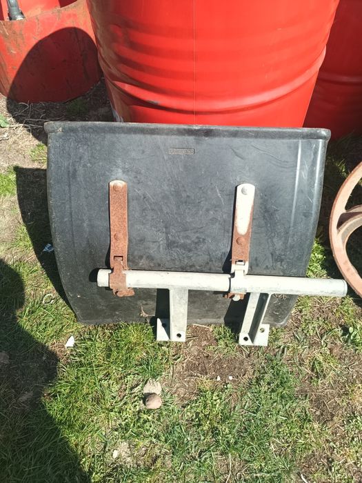 Błotniki z mocowaniami do przyczepy