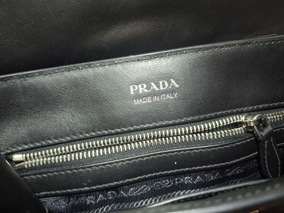Шкіряна сумка PRADA