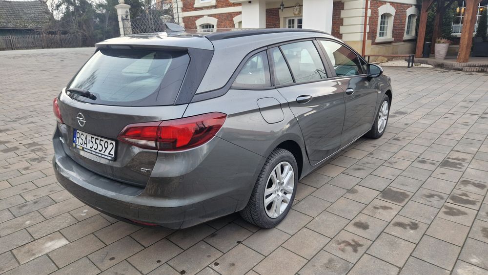 Opel astra k 2018r