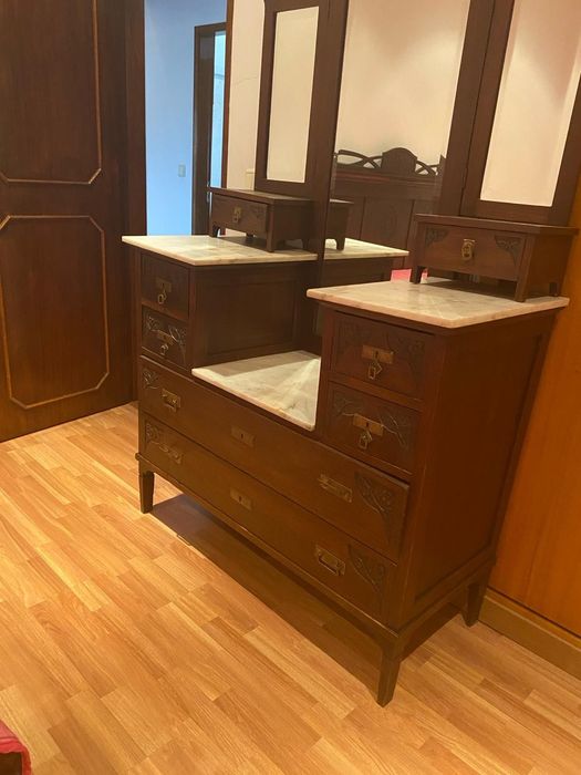 Conjunto de Mobília de Quarto