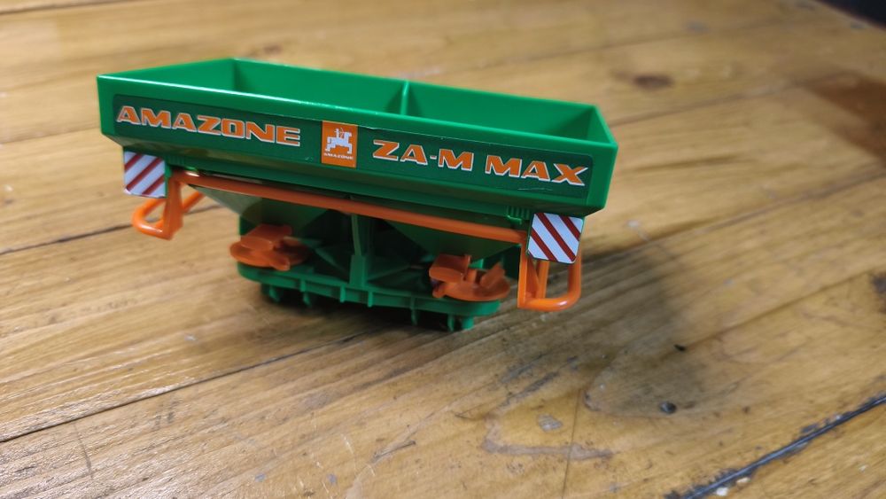 Rozrzutnik Amazone Bruder