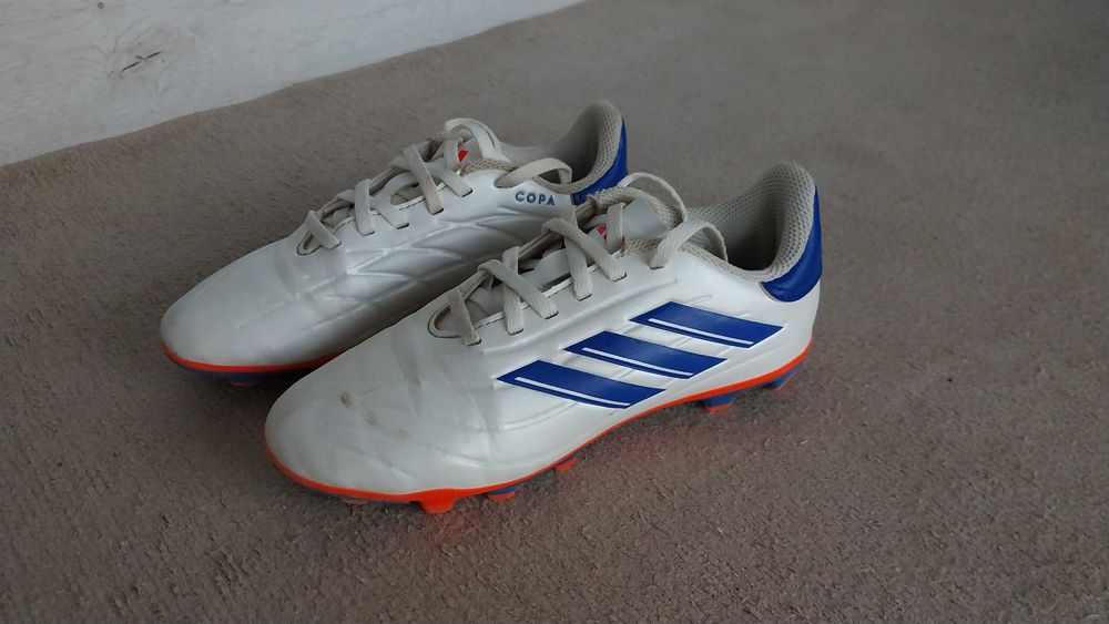 Chuteiras criança - tam. 34 - adidas