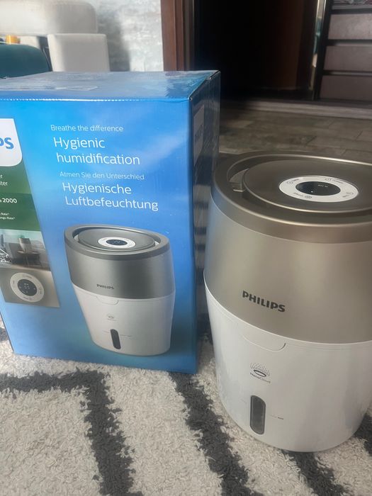 Продам увлажнитель воздуха Philips HU4803