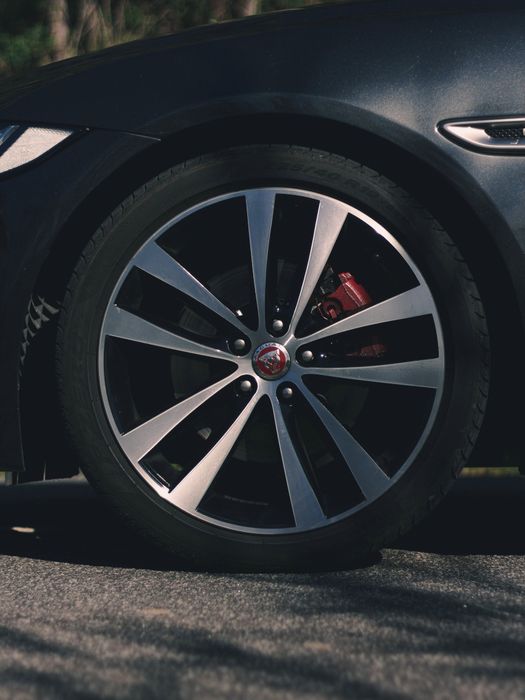 Jaguar XE R-Sport