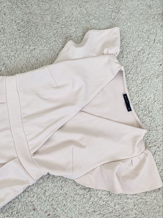 Beżowy kremowy pudrowy róż kombinezon długi elegancki Mohito S 36