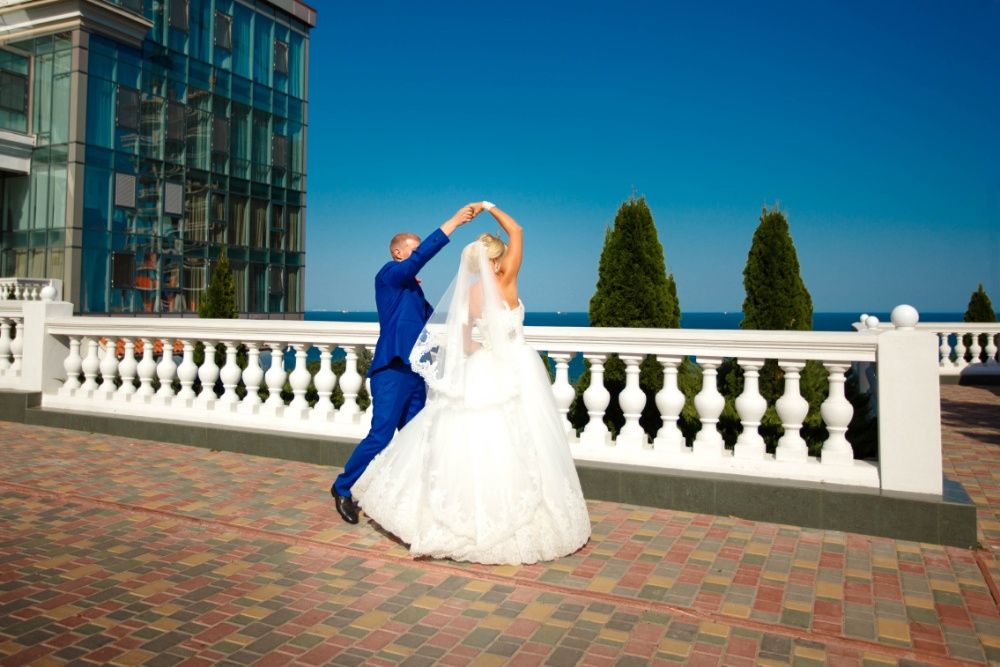 Продам свадебное платье