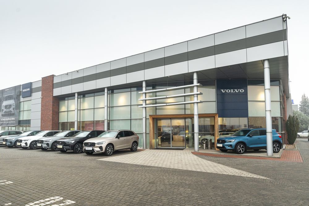 VOLVO CAR PŁOCK - SAMOCHODY UŻYWANE top banner