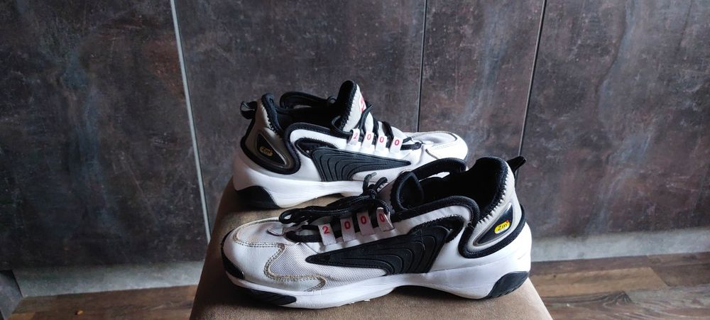 Кросівки 39 розміру