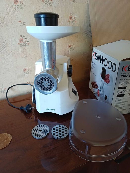 мясорубка электро КЕНВУД ПРО 1400