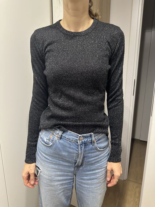 Elegancki sweter blyszczacy