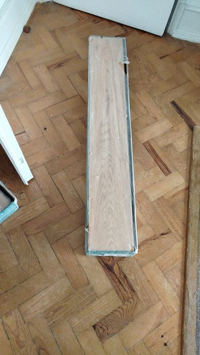 venda de duas caixas de chão flutuante