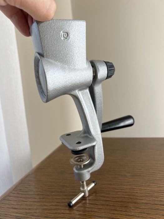 Mała maszynka do mielenia miesa/owoców ZSRR Nowa Vintage PRL