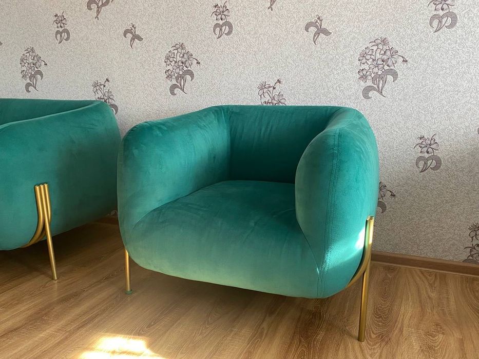 Офісні меблі нові