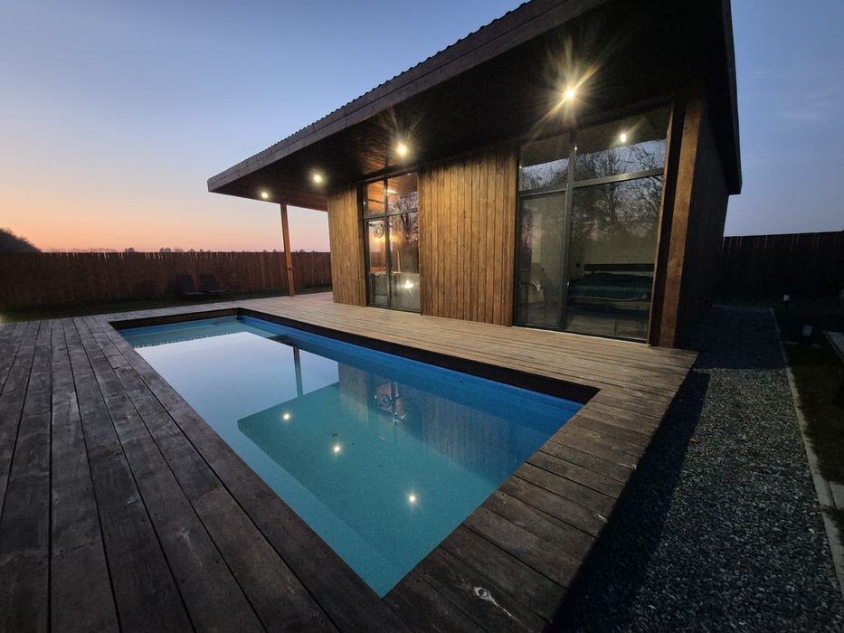 Відпочинок на природі,  подобово