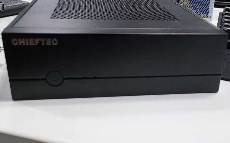 Продам Міні ПК Intel Core i3-8100 в робочому стані