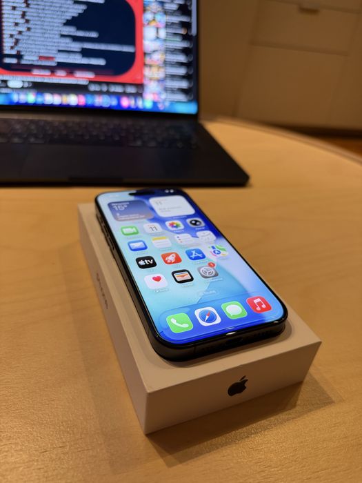 Iphone 15 pro 128gb czarny + gratis