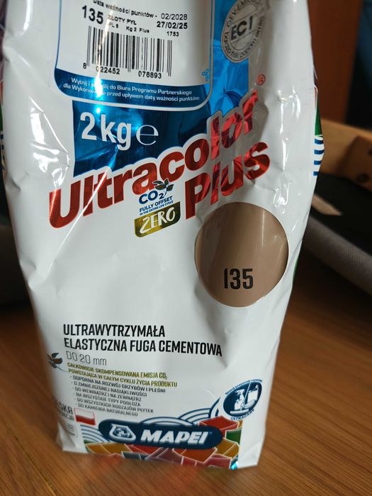 Mapei Fuga Ultracolor Plus 135 Złoty Pył 24 kg
