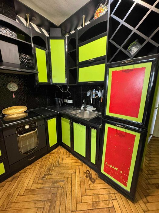 Оренда 3к квартири особнячного типу