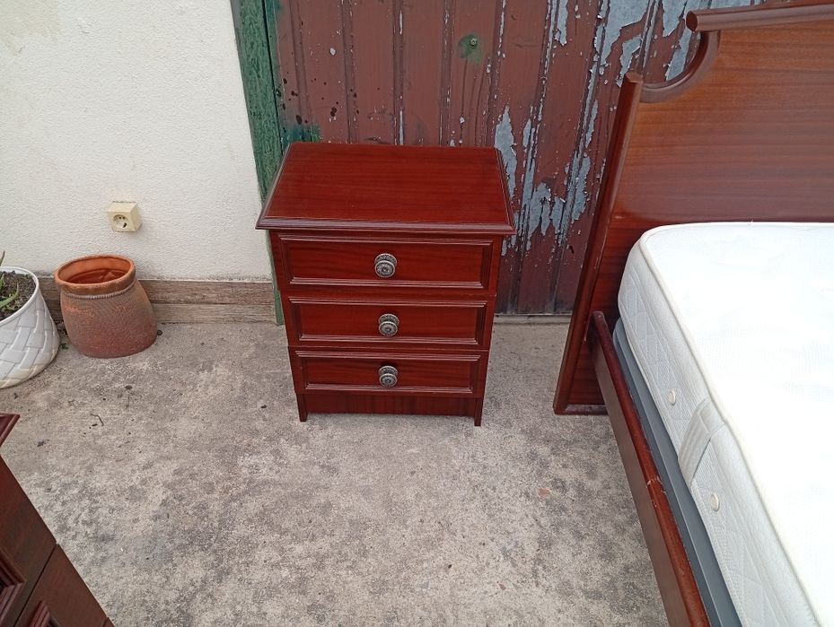 Quarto completo com colchão Molaflex