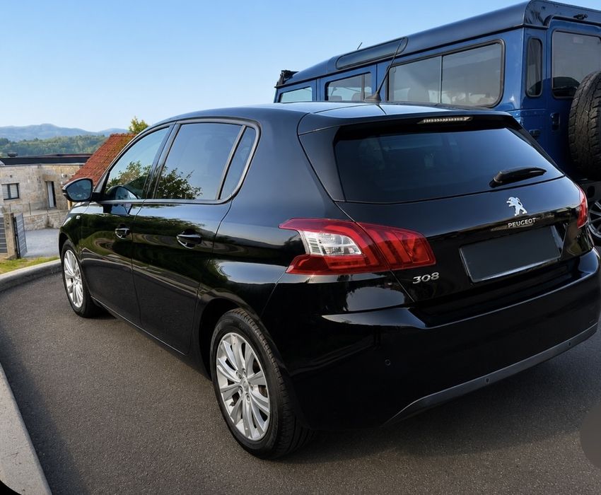 Peugeot 308 2016