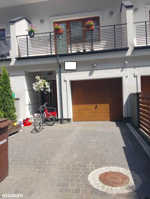 Sprzedam bezpośrednio duży segment z ogrodem w Markach - widok na las