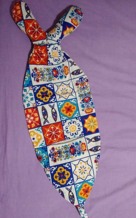 Sardinha em tecido, decorativa.