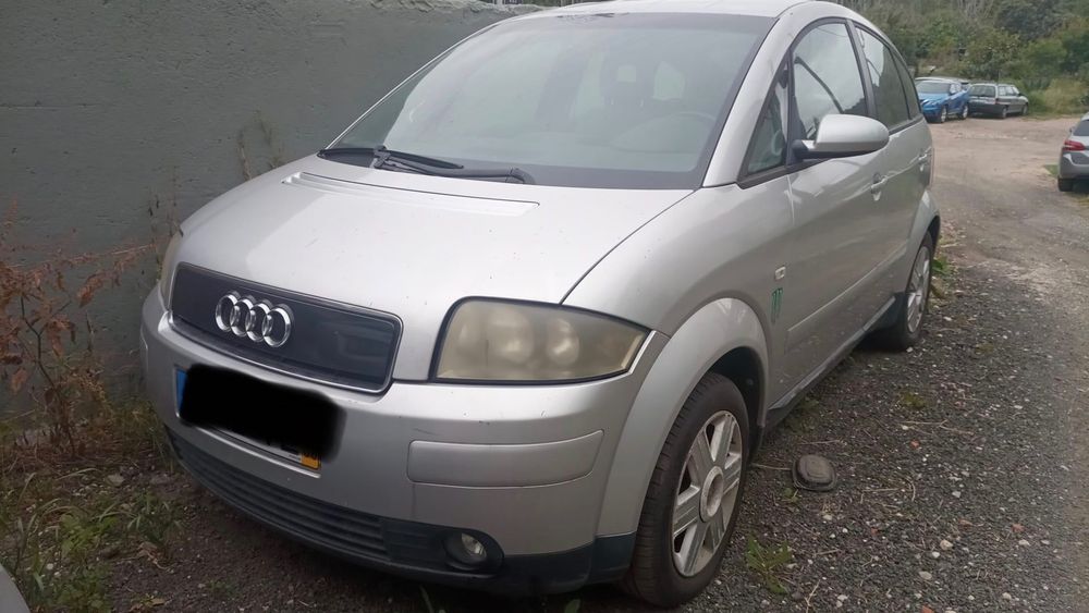 Vendo Audi A2 1.6 Tsi 2003 para peças nao anda