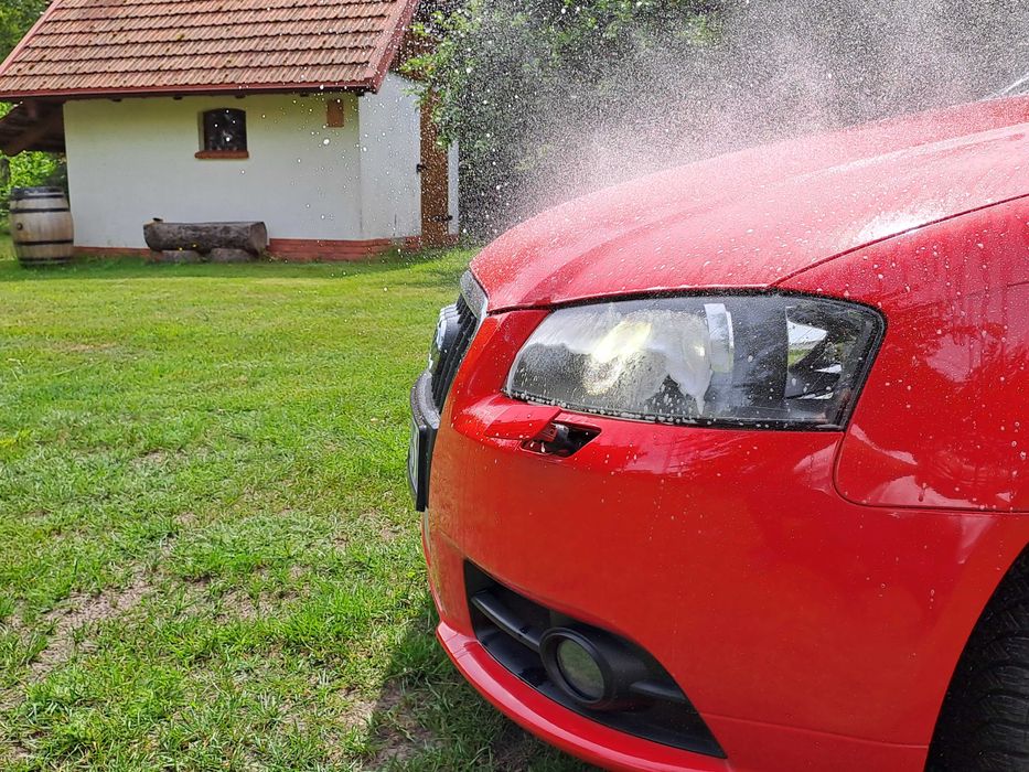 Ogniste Audi A3 quattro