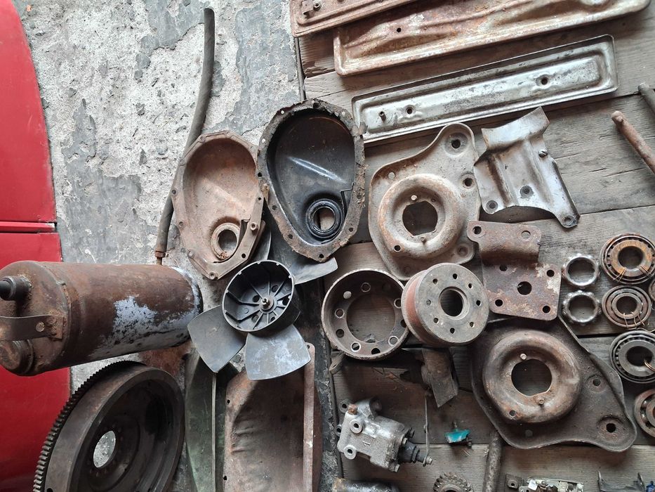 Продам поддон двигателя Москвич 401