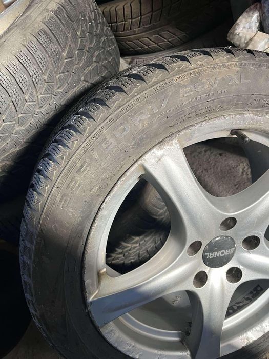 Продається автошина