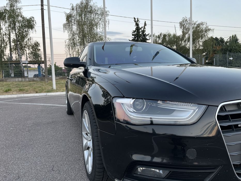 AudiA4B8 2012року