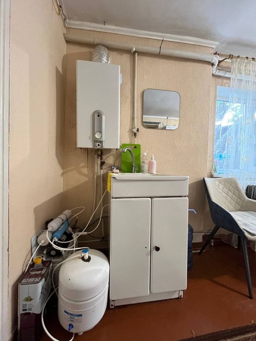 Продам будинок на Олексіївці ( Меживий Бульвар) червона лінія