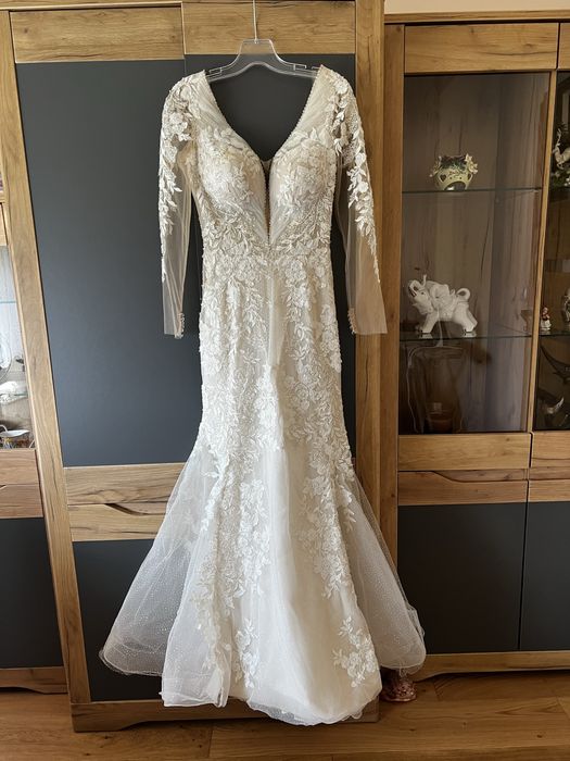 Suknia ślubna (opis)